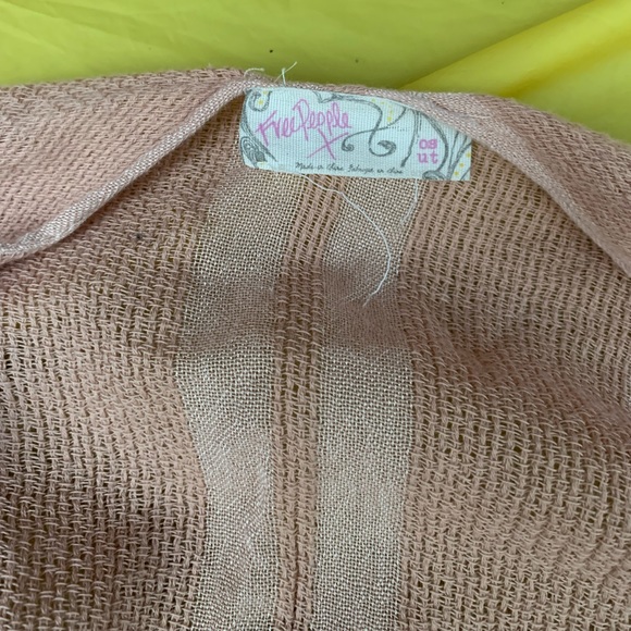 Free People Scarf/Cardigan - Picture 2 of 4